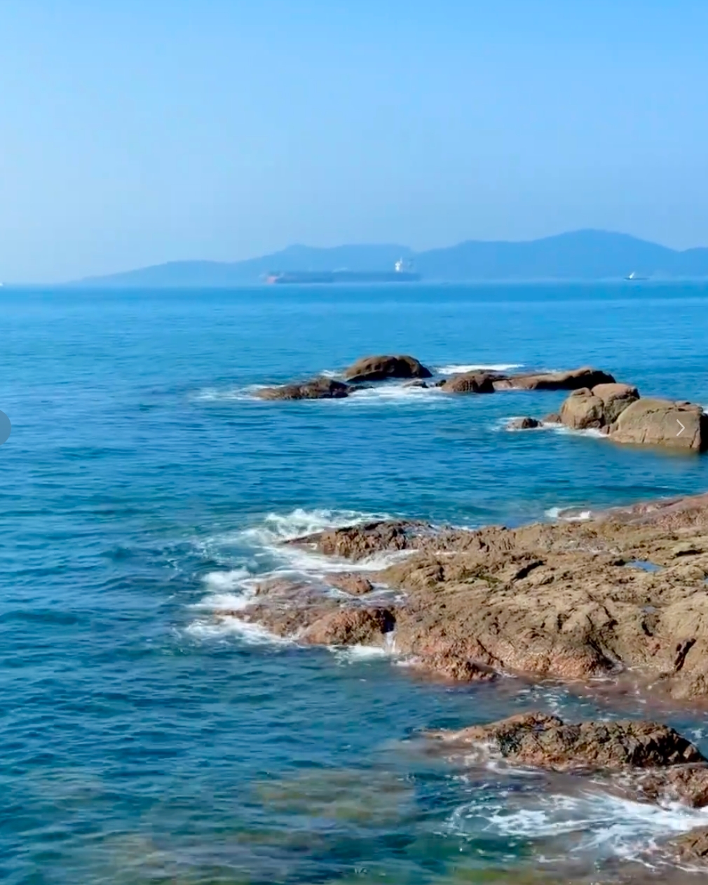 鲁迅公园礁石海岸